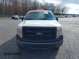 2013 Ford F-150 XL z VIN 1FTFX1EF9DKE83572, wystawiony jako IAAI lot #41435726 z przebiegiem 294 551 mil mil oraz . Historia ofert i sprzedaży dostępna na DreamBid. Obrazek 12.