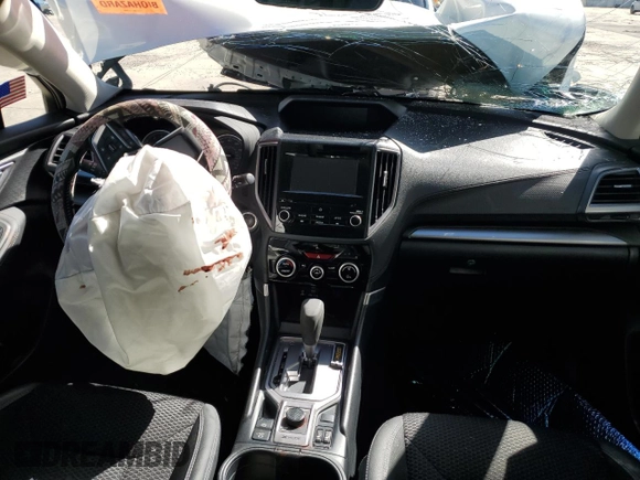 2022 Subaru Forester Premium with VIN JF2SKAEC3NH427064, listed as a Copart auction lot 57065135 with 30,870 mi miles and Salvage title. Bid and sale history available at DreamBid. Image 8.