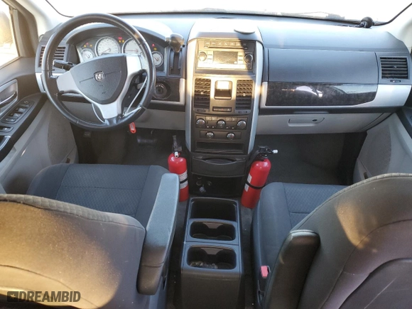 2010 Dodge Grand Caravan SXT with VIN 2D4RN5D13AR462331, listed as a Copart auction lot 78820794 with 496,239 mi miles and Clean Title. Bid and sale history available at carsss.com. Image 8.