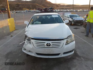 2008 Toyota Avalon XL with VIN 4T1BK36B38U272121, listed as a IAAI auction lot 41200326 with 138,260 mi miles. Bid and sale history available at carsss.com. Image 12.