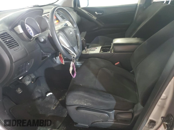 2011 Nissan Murano SV z VIN JN8AZ1MW9BW161188, wystawiony jako Copart lot #59391855 z przebiegiem 185 184 mil mil oraz Czysty tytuł • Clean title. Historia ofert i sprzedaży dostępna na DreamBid. Obrazek 7.