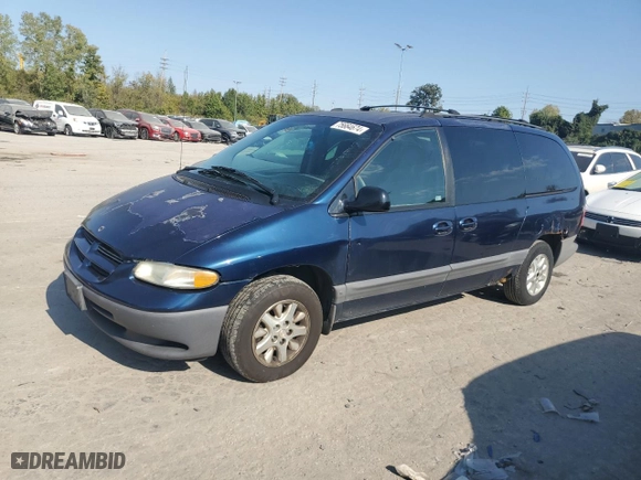 2000 Dodge Caravan SE with VIN 1B4GP44G7YB772212, listed as a Copart auction lot 75664674 with 373,081 mi miles and Clean Title. Bid and sale history available at carsss.com. Image 1.