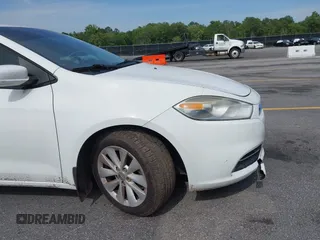 2014 Dodge Dart Aero z VIN 1C3CDFDH4ED683233, wystawiony jako IAAI lot #42289776 z przebiegiem 154 898 mil mil oraz . Historia ofert i sprzedaży dostępna na DreamBid. Obrazek 12.
