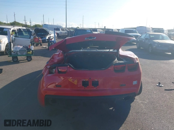 2010 Chevrolet Camaro 2SS z VIN 2G1FK1EJ9A9119483, wystawiony jako IAAI lot #41232292 z przebiegiem 51 403 mil mil oraz . Historia ofert i sprzedaży dostępna na DreamBid. Obrazek 17.
