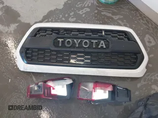 2020 Toyota Tacoma SR5 with VIN 3TMAZ5CN5LM124703, listed as a IAAI auction lot 41017478 with 47,627 mi miles and . Bid and sale history available at DreamBid. Image 12.