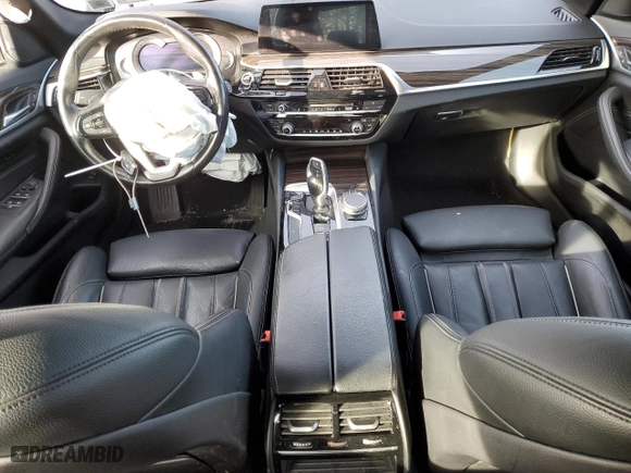 2019 BMW 5 Series 530i xDrive with VIN WBAJA7C52KWC77783, listed as a Copart auction lot 43918675 with 0 mi miles and Salvage Title. Bid and sale history available at carsss.com. Image 8.