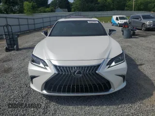 2024 Lexus ES 300h with VIN 58ADA1C10RU043577, listed as a Copart auction lot 55344905 with 9,829 mi miles and Salvage title. Bid and sale history available at DreamBid. Image 5.