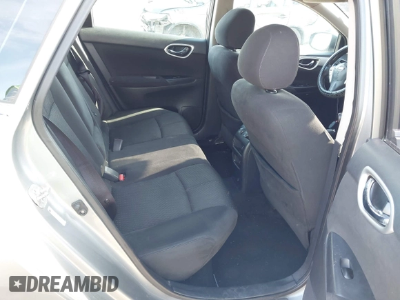 2013 Nissan Sentra SR z VIN 3N1AB7AP1DL673684, wystawiony jako IAAI lot #42372173 z przebiegiem 165 927 mil mil oraz . Historia ofert i sprzedaży dostępna na DreamBid. Obrazek 8.