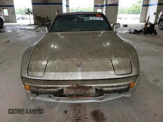 1984 Porsche 944 z VIN WP0AA0946EN453279, wystawiony jako Copart lot #66187134 z przebiegiem 32 538 mil mil oraz Czysty tytuł • Clean title. Historia ofert i sprzedaży dostępna na DreamBid. Obrazek 5.