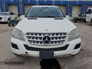 2010 Mercedes-Benz M 350 z VIN 4JGBB8GB7AA574921, wystawiony jako Copart lot #58387125 z przebiegiem 253 725 mil mil oraz Czysty tytuł • Clean title. Historia ofert i sprzedaży dostępna na DreamBid. Obrazek 5.