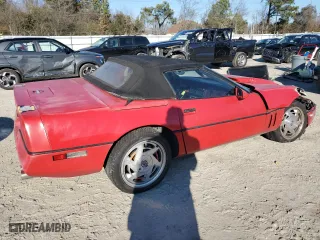 1989 Chevrolet Corvette with VIN 1G1YY3189K5121853, listed as a Copart auction lot 88135295 with 0 mi miles and Salvage Title. Bid and sale history available at carsss.com. Image 3.