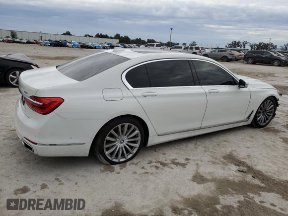 2016 BMW 7 Series 740i with VIN WBA7E2C50GG546752, listed as a Copart auction lot 37513414 with 88,813 mi miles. Bid and sale history available at carsss.com. Image 3.