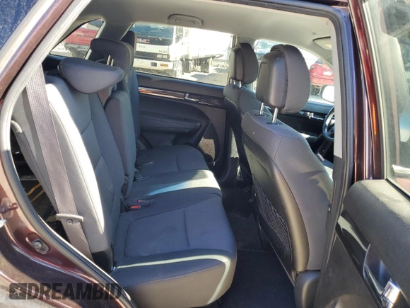 2012 Kia Sorento LX with VIN 5XYKTCA63CG190203, listed as a Copart auction lot 45927715 with 106,157 mi miles and Salvage Title. Bid and sale history available at DreamBid. Image 11.
