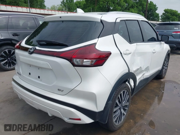 2022 Nissan Kicks SV with VIN 3N1CP5CV1NL518712, listed as a IAAI auction lot 41895567 with 79,683 mi miles. Bid and sale history available at carsss.com. Image 4.