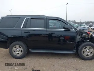 2020 Chevrolet Tahoe LS z VIN 1GNSCAKC1LR177807, wystawiony jako IAAI lot #41482578 z przebiegiem 75 010 mil mil oraz . Historia ofert i sprzedaży dostępna na DreamBid. Obrazek 14.