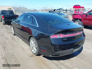 2014 Lincoln MKZ with VIN 3LN6L2G90ER827467, listed as a IAAI auction lot 41938478 with 208,320 mi miles. Bid and sale history available at carsss.com. Image 3.