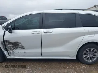 2023 Toyota Sienna XLE с VIN 5TDYRKEC9PS155998, выставлен на аукционе IAAI как лот 41888627 с пробегом 58 167 миль миль и . История ставок и продаж доступна на DreamBid. Изображение 14.