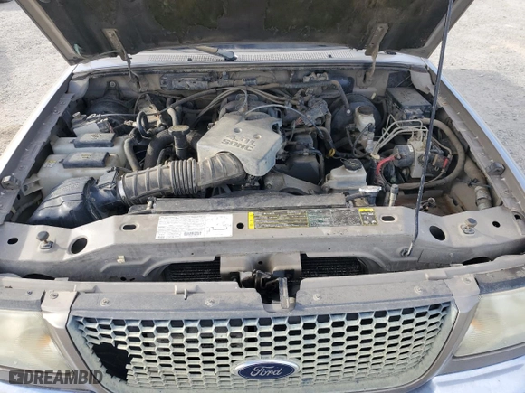 2003 Ford Ranger XL Fleet with VIN 1FTZR45EX3PB80883, listed as a Copart auction lot 42056825 with 205,057 mi miles and Clean Title. Bid and sale history available at carsss.com. Image 11.