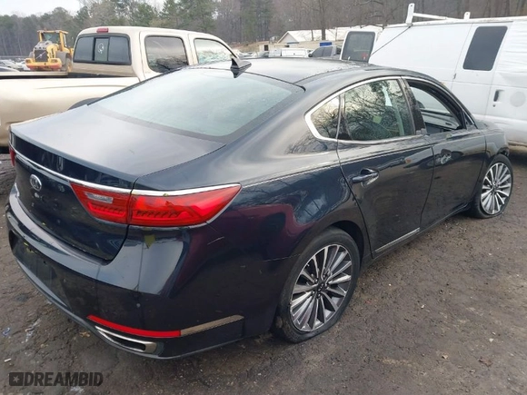 2017 Kia Cadenza Premium with VIN KNALC4J1XH5068157, listed as a IAAI auction lot 41646443 with 98,608 mi miles. Bid and sale history available at carsss.com. Image 4.