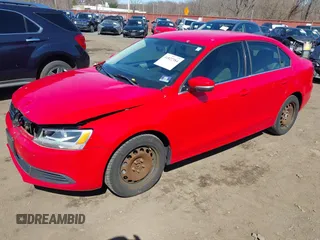 2013 Volkswagen Jetta Sedan SE with VIN 3VWDP7AJ3DM298802, listed as a IAAI auction lot 41822384 with 134,130 mi miles. Bid and sale history available at carsss.com. Image 18.