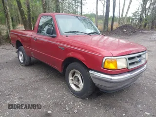 1997 Ford Ranger XLT with VIN 1FTCR10A2VUC17857, listed as a IAAI auction lot 41986717 with 184,491 mi miles. Bid and sale history available at carsss.com. Image 1.