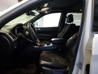 2020 Jeep Grand Cherokee Laredo E with VIN 1C4RJFAG4LC292404, listed as a Copart auction lot 45459905 with 39,735 mi miles and Salvage Title. Bid and sale history available at carsss.com. Image 7.