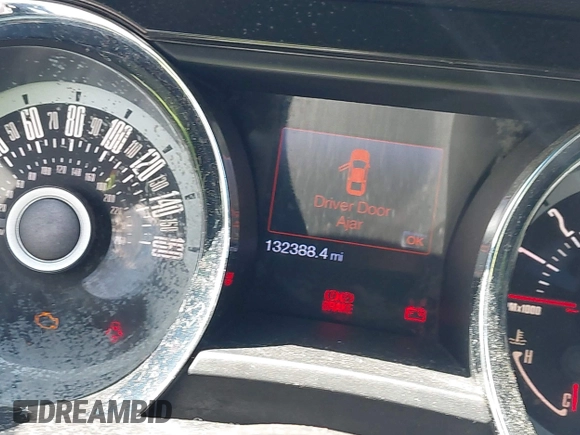 2013 Ford Mustang V6 with VIN 1ZVBP8AM9D5220487, listed as a IAAI auction lot 42189571 with 132,388 mi miles and . Bid and sale history available at DreamBid. Image 15.