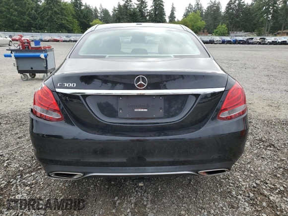 2016 Mercedes-Benz C 300 z VIN 55SWF4JB6GU177923, wystawiony jako Copart lot #60369825 z przebiegiem 76 414 mil mil oraz Szkoda całkowita • Salvage title. Historia ofert i sprzedaży dostępna na DreamBid. Obrazek 6.