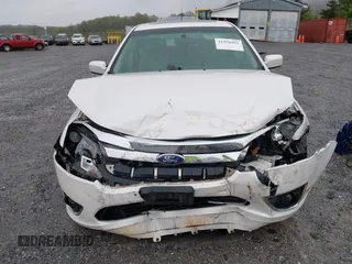 2010 Ford Fusion Hybrid with VIN 3FADP0L3XAR295179, listed as a IAAI auction lot 41958001 with 224,973 mi miles. Bid and sale history available at carsss.com. Image 12.