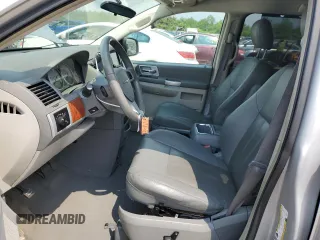 2008 Chrysler Town & Country Touring with VIN 2A8HR54P78R817277, listed as a Copart auction lot 60281205 with 141,380 mi miles and Salvage title. Bid and sale history available at DreamBid. Image 7.