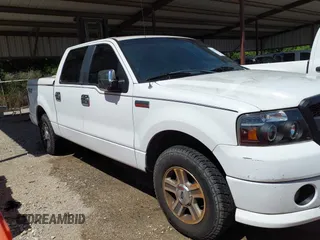 2008 Ford F-150 XLT z VIN 1FTPW12V78KE06868, wystawiony jako IAAI lot #42044311 z przebiegiem Nie podano mil oraz . Historia ofert i sprzedaży dostępna na DreamBid. Obrazek 14.
