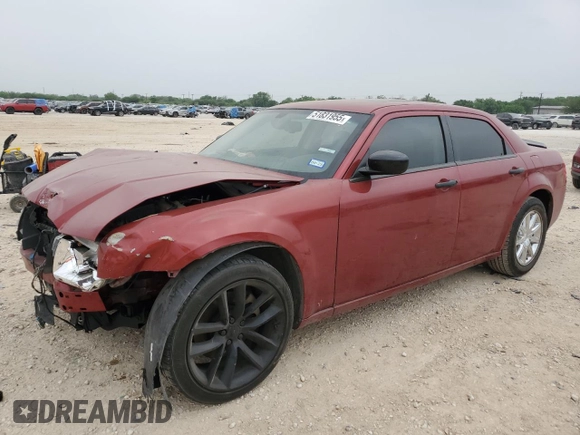2008 Chrysler 300 C Hemi z VIN 2C3KA63HX8H281729, wystawiony jako Copart lot #51831955 z przebiegiem 217 551 mil mil oraz Szkoda całkowita • Salvage title. Historia ofert i sprzedaży dostępna na DreamBid. Obrazek 1.