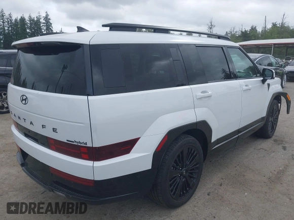 2025 Hyundai Santa Fe Calligraphy with VIN 5NMP5DG12SH017276, listed as a IAAI auction lot 42490129 with 2,089 mi miles and . Bid and sale history available at DreamBid. Image 4.