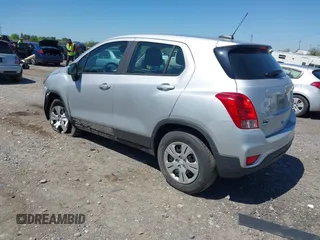 2018 Chevrolet Trax LS with VIN 3GNCJKSB1JL420107, listed as a IAAI auction lot 42129972 with 595,541 mi miles. Bid and sale history available at carsss.com. Image 3.