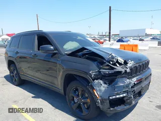 2025 Jeep Grand Cherokee Limited with VIN 1C4RJKBG1S8646906, listed as a IAAI auction lot 42466166 with 2,151 mi miles and . Bid and sale history available at DreamBid. Image 1.