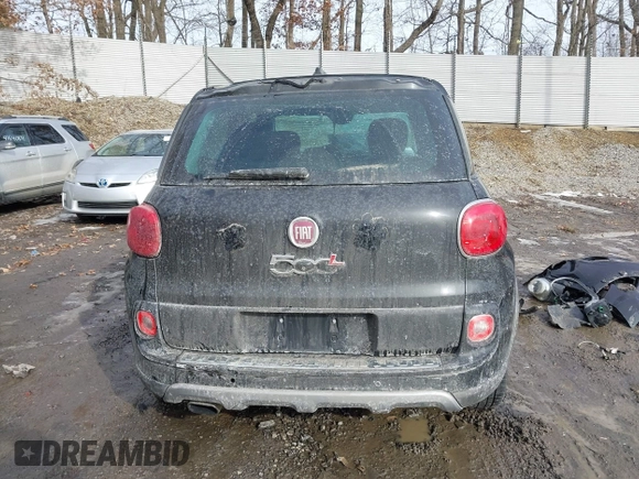 2014 FIAT 500L Trekking with VIN ZFBCFADH2EZ007992, listed as a IAAI auction lot 41660545 with 177,863 mi miles and . Bid and sale history available at DreamBid. Image 16.