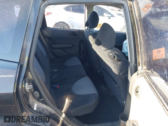 2008 Honda Fit Sport with VIN JHMGD38608S072411, listed as a IAAI auction lot 41413545 with 112,217 mi miles. Bid and sale history available at carsss.com. Image 8.
