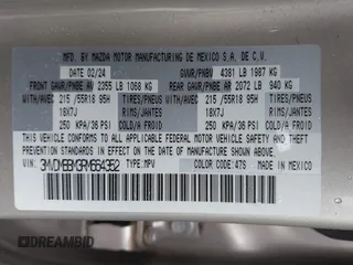 2024 Mazda CX-30 S Select Sport z VIN 3MVDMBBM3RM664352, wystawiony jako IAAI lot #42190340 z przebiegiem 10 068 mil mil oraz . Historia ofert i sprzedaży dostępna na DreamBid. Obrazek 9.