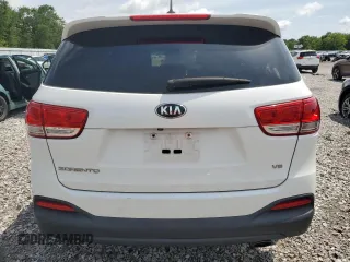 2017 Kia Sorento LX with VIN 5XYPG4A54HG214989, listed as a Copart auction lot 58235135 with 82,461 mi miles and Salvage title. Bid and sale history available at DreamBid. Image 6.