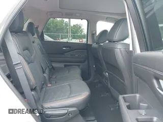 2024 Nissan Pathfinder Platinum with VIN 5N1DR3DJXRC298866, listed as a IAAI auction lot 42607262 with 4,683 mi miles and . Bid and sale history available at DreamBid. Image 8.