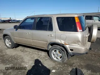 2000 Honda CR-V SE with VIN JHLRD1876YC033956, listed as a Copart auction lot 48017895 with 190,061 mi miles and Salvage Title. Bid and sale history available at carsss.com. Image 2.