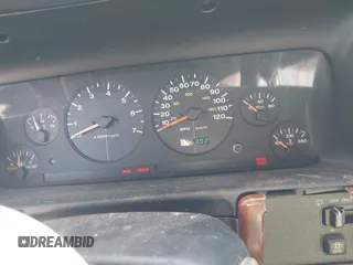 1996 Jeep Grand Cherokee Laredo with VIN 1J4EX58S8TC122302, listed as a IAAI auction lot 41218573 with 195,392 mi miles. Bid and sale history available at carsss.com. Image 7.
