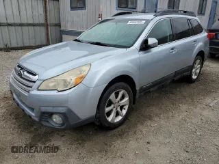 2013 Subaru Outback Premium z VIN 4S4BRBCC8D3258010, wystawiony jako Copart lot #60562405 z przebiegiem 110 049 mil mil oraz Czysty tytuł • Clean title. Historia ofert i sprzedaży dostępna na DreamBid. Obrazek 1.