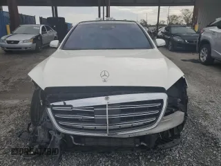 2018 Mercedes-Benz S 560 with VIN WDDUG8DB7JA413543, listed as a Copart auction lot 88582945 with Not Provided miles and Salvage Title. Bid and sale history available at carsss.com. Image 5.