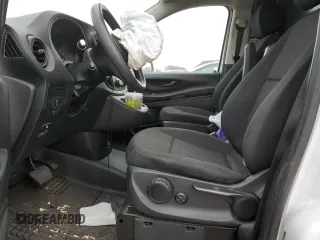 2019 Mercedes-Benz Metris Cargo z VIN WD3PG2EA9K3551630, wystawiony jako Copart lot #86312894 z przebiegiem 112 372 mil mil oraz Szkody całkowita. Historia ofert i sprzedaży dostępna na DreamBid. Obrazek 7.