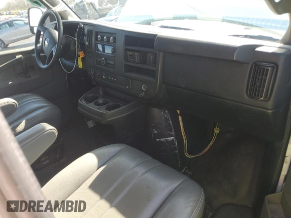 2017 Chevrolet Express Cargo with VIN 1GCWGBFF8H1109759, listed as a Copart auction lot 52884505 with 100,016 mi miles and Salvage title. Bid and sale history available at DreamBid. Image 8.