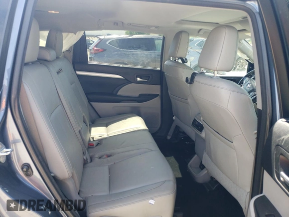 2017 Toyota Highlander XLE with VIN 5TDJZRFH7HS399459, listed as a Copart auction lot 57623325 with 141,568 mi miles and Salvage title. Bid and sale history available at DreamBid. Image 11.