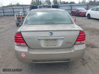 2005 Mercury Montego with VIN 1MEHM40195G606109, listed as a IAAI auction lot 40739316 with 329,715 mi miles. Bid and sale history available at carsss.com. Image 16.