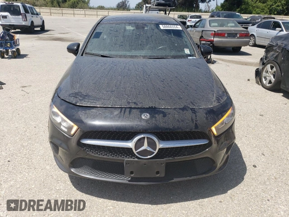 2019 Mercedes-Benz A 220 z VIN WDD3G4FB1KW020403, wystawiony jako Copart lot #58866554 z przebiegiem 64 371 mil mil oraz Czysty tytuł • Clean title. Historia ofert i sprzedaży dostępna na DreamBid. Obrazek 5.