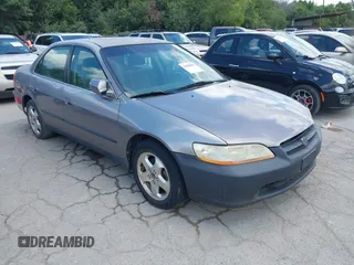 2000 Honda Accord LX with VIN 1HGCG1647YA038258, listed as a IAAI auction lot 42588839 with 145,598 mi miles and . Bid and sale history available at DreamBid. Image 1.